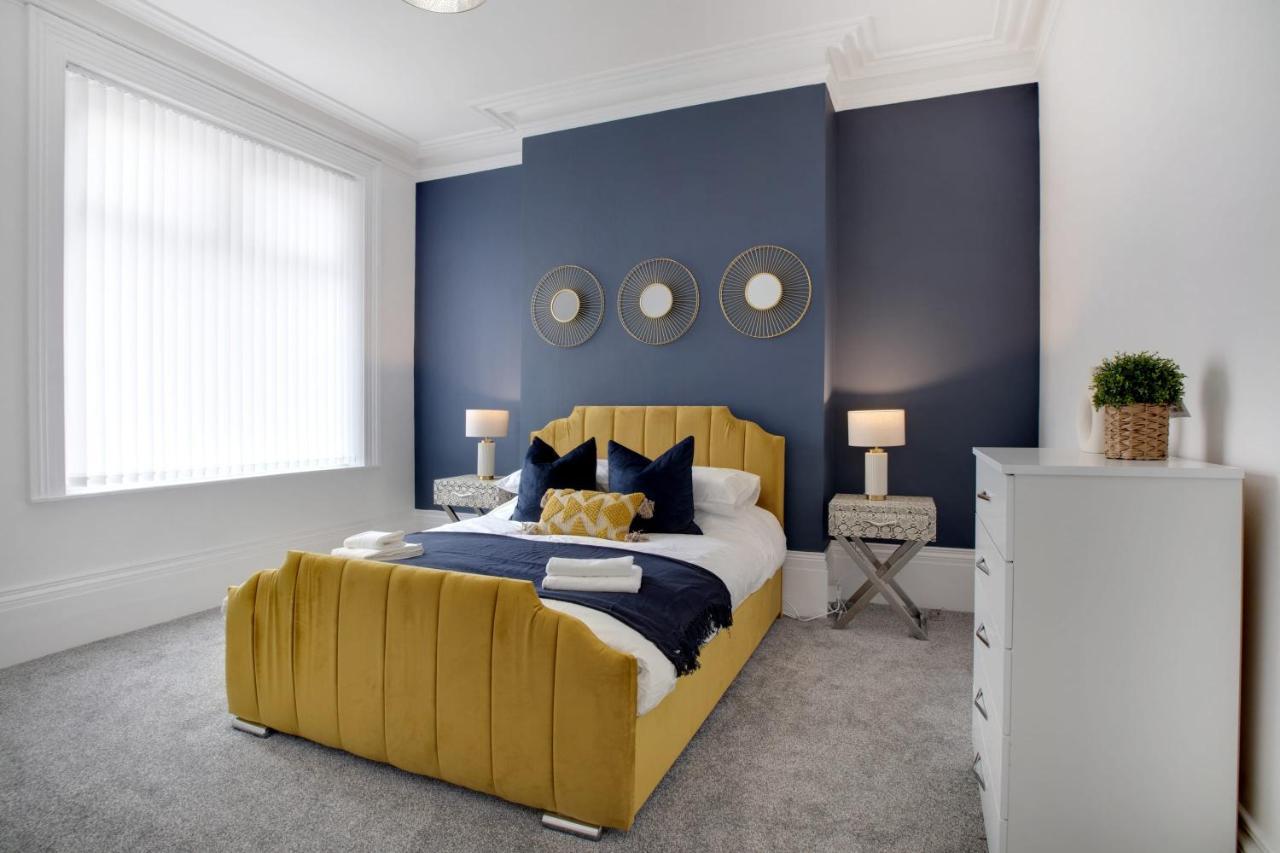 Stunning 4-Bedroom, 2 Bathrooms In Sunderland Sunderland  Exteriör bild