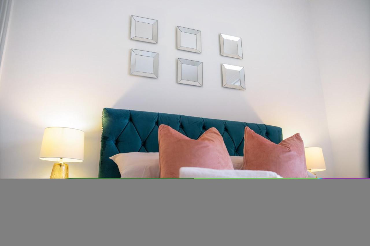 Stunning 4-Bedroom, 2 Bathrooms In Sunderland Sunderland  Exteriör bild